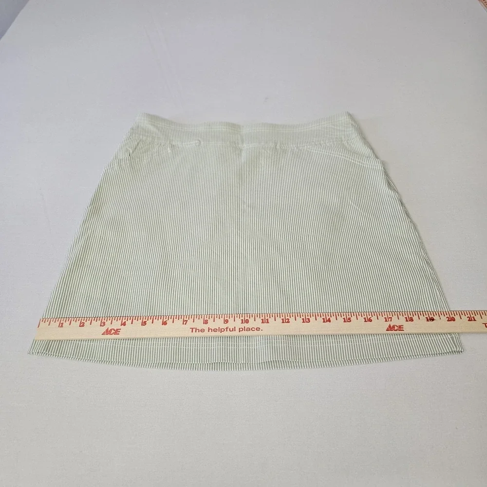 NWT Mario Serrani Ladies Medium‎ Tummy Control Skort Front Pockets Green Striped